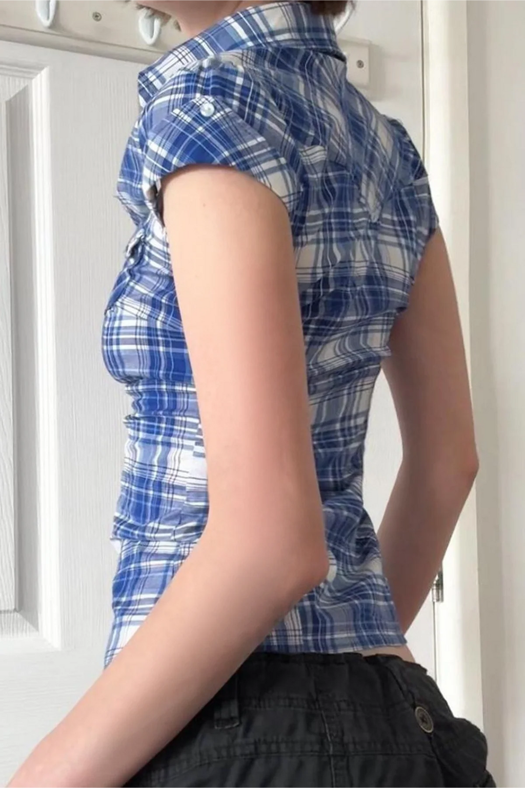 British Style Plaid Ruffled V Neck Puff Sleeve Tie Waist Blouse