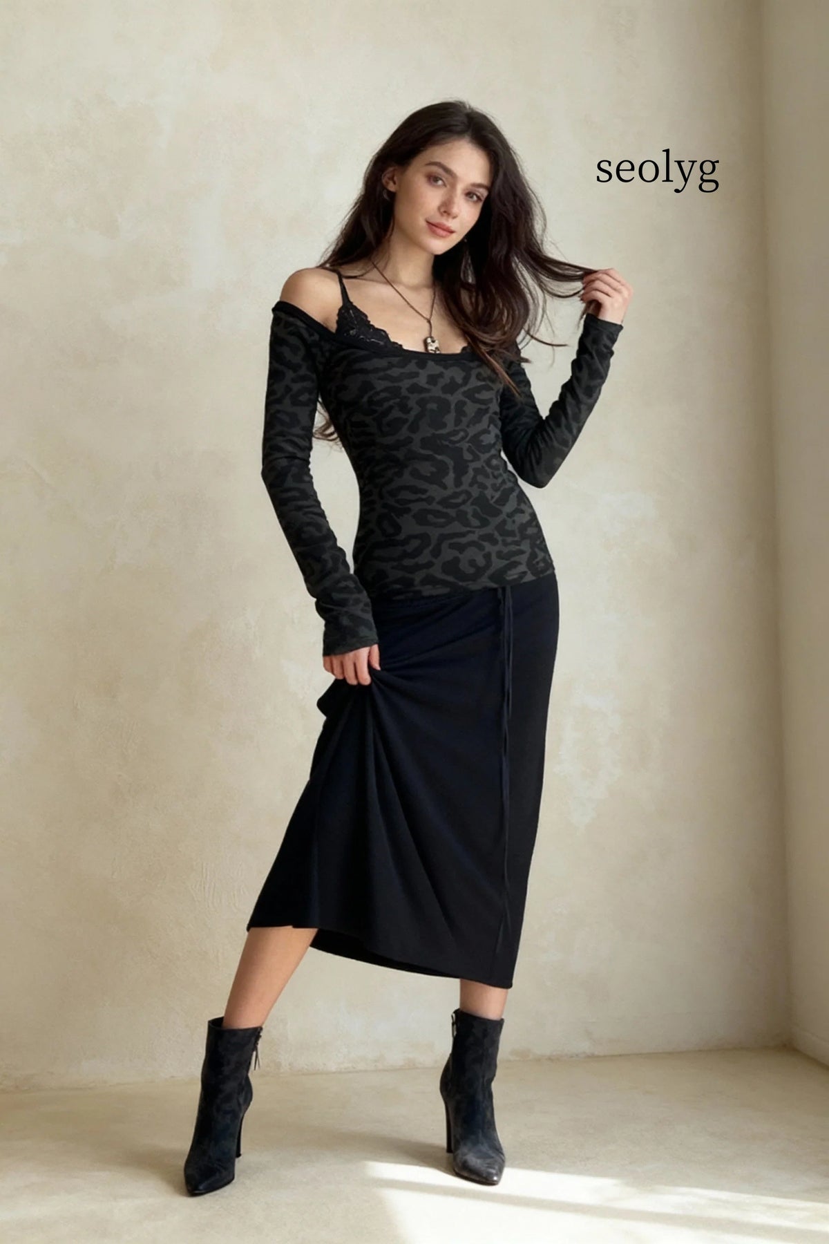Off Shoulder Leopard Layered Blouse
